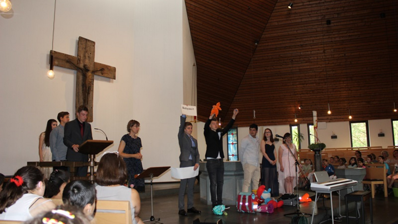 Schüler als Akteure in der Kirche 