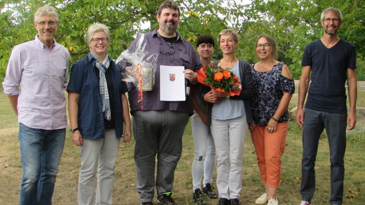 Gratulation durch Leitung und öPR